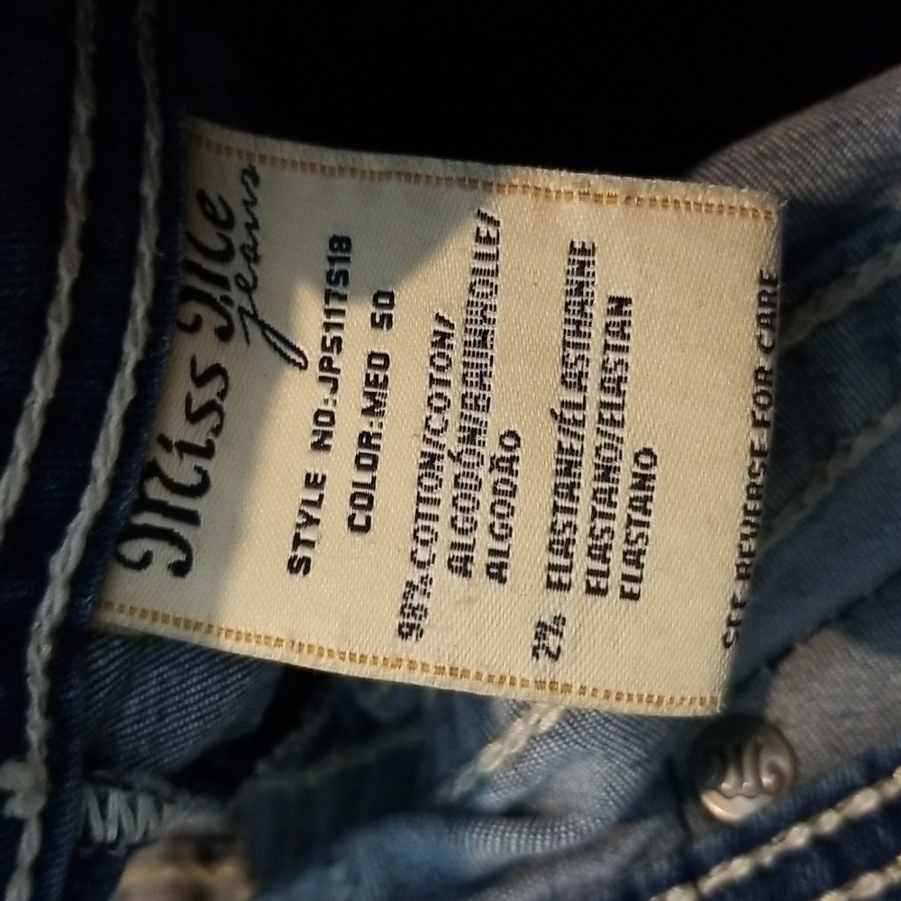 Miss Me Skinny Jean's Size 27 - Picture 14 of 16